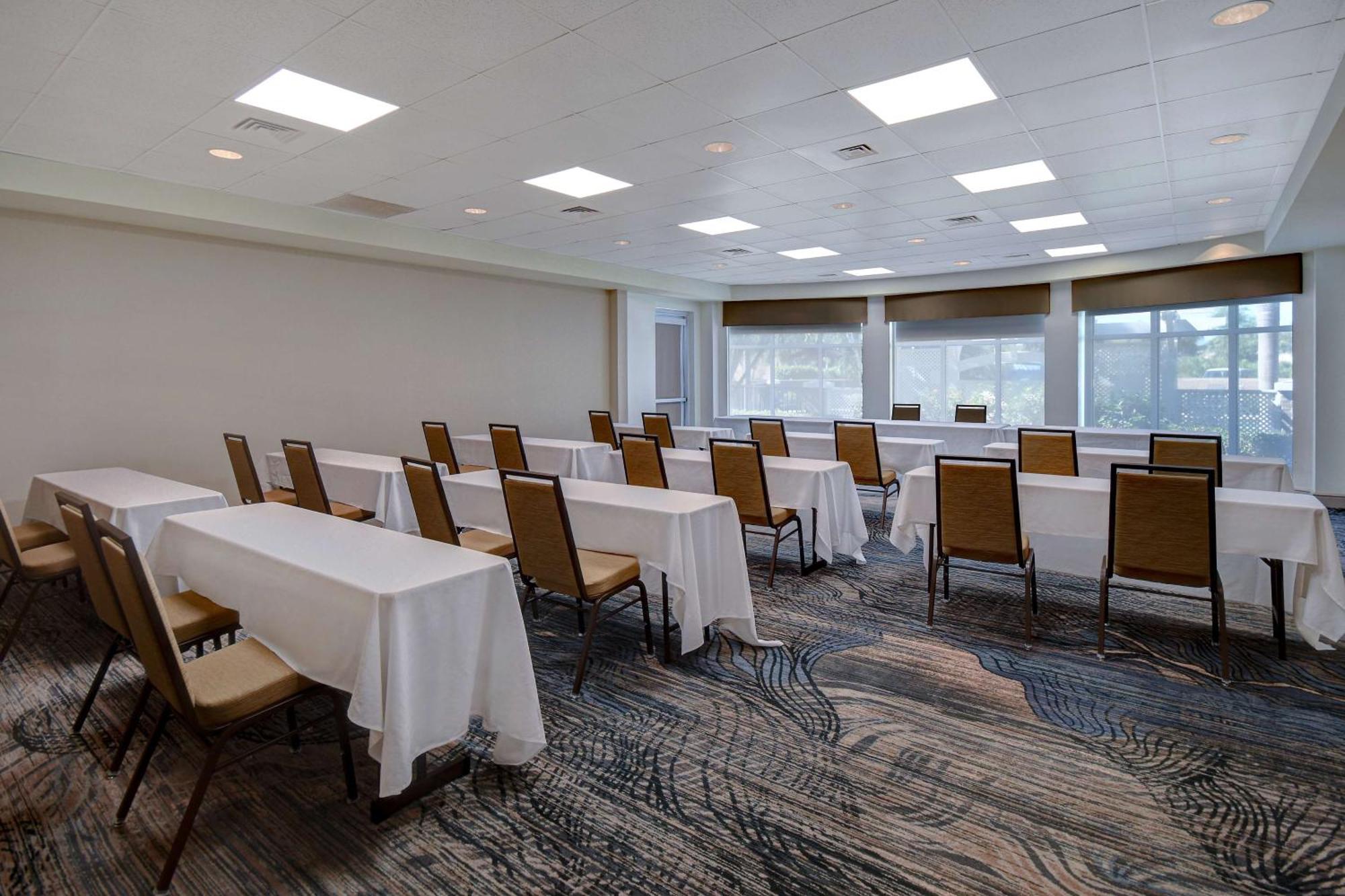 Hilton Garden Inn Φορτ Μάγιερς Εξωτερικό φωτογραφία